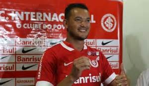 Rever, zagueiro goleador (imagem: Yahoo)