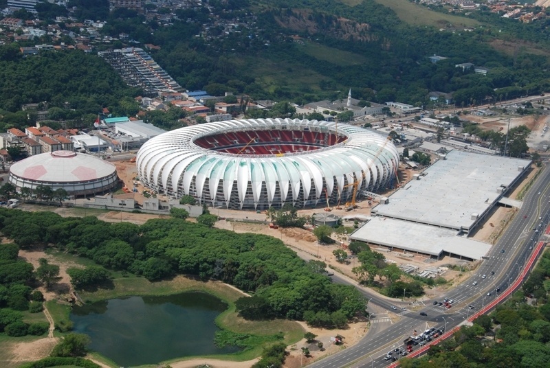 Beira-Rio. Assim o vi lá de cima (Imagem: Yahoo)